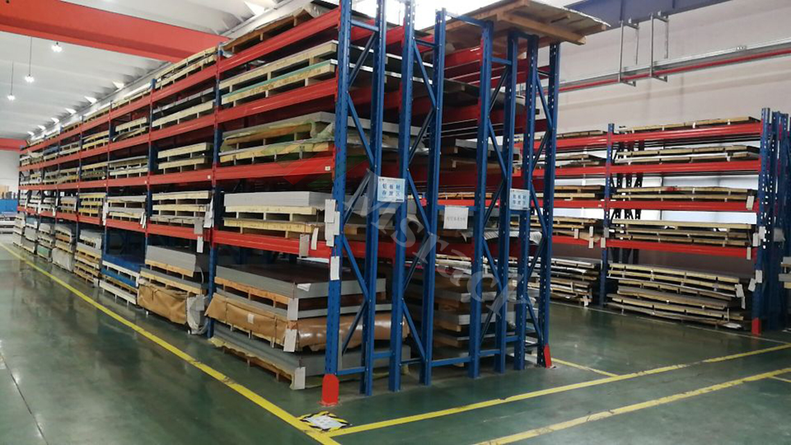 Heavy pallet rack